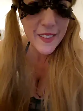 NaughtyCatgirl Live XXX Chat