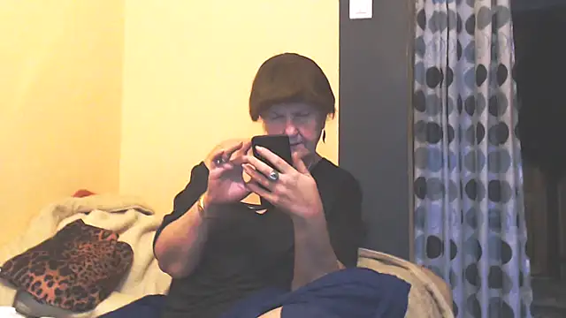 Chat XXX en directo de MioritaHard