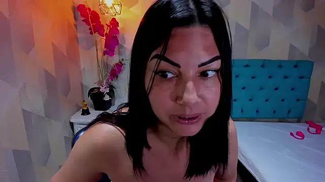 دردشة AdaFawxx الجنسية المباشرة