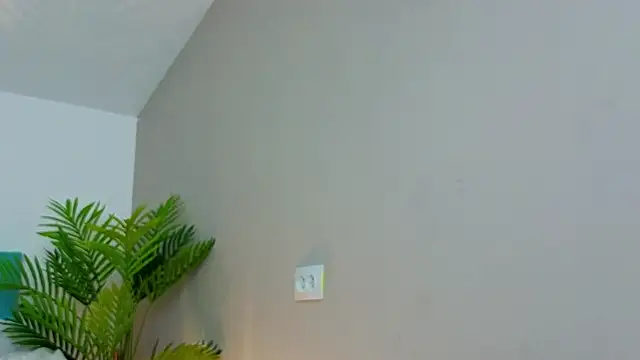 XXX chat uživo modela L1ittle_kitty_