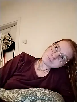 jannis1992 Adlı Modelin Canlı XXX Sohbeti