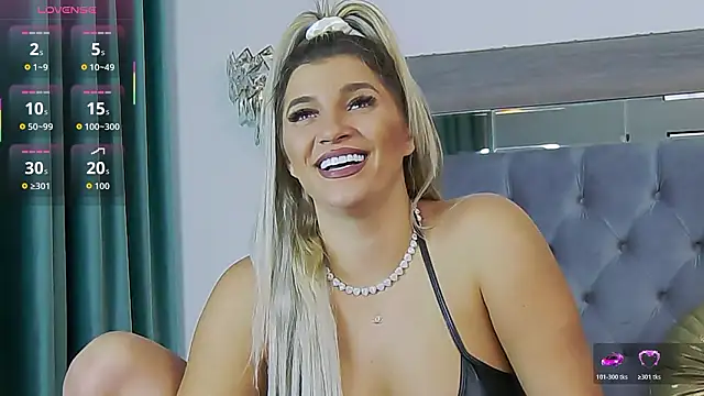 Lorehottie Chat XXX in diretta