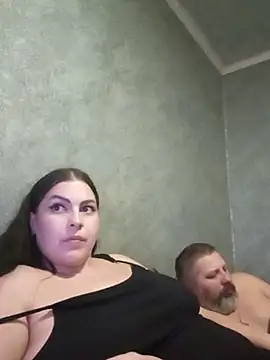 Greta_Tamar Show in webcam