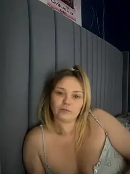 Sky25xのライブXXXチャット