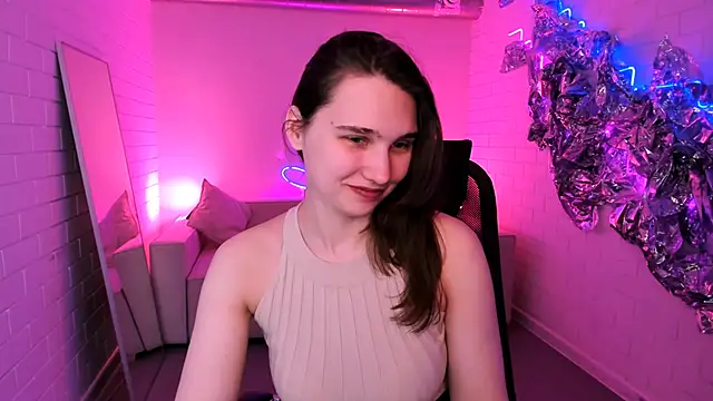 Chat +18 de TessaMill ao vivo