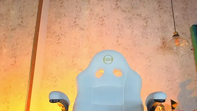 AlessiaLondon Chat XXX live