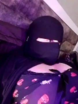 LANA___sexy Adlı Modelin Canlı XXX Sohbeti