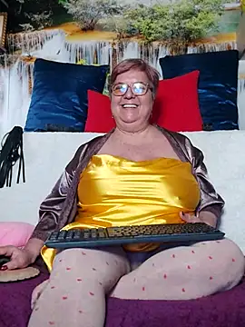 QueenPammy1 现场XXX聊天