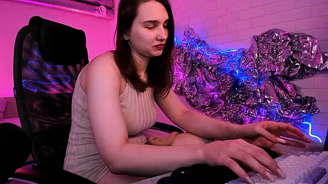 TessaMill's Live XXX Chat