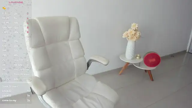 renata_t_ 即時 XXX 聊天