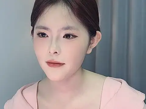 cherry-_herry élő XXX-chatje