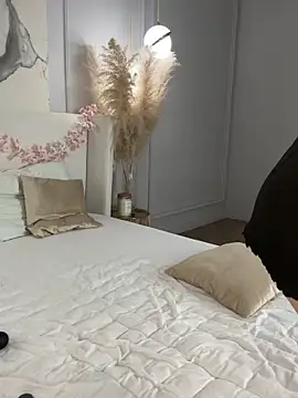 AdoraCortes 即時 XXX 聊天