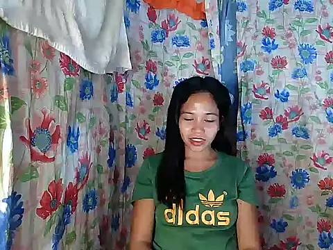 PinaySkinnyGirlのライブXXXチャット