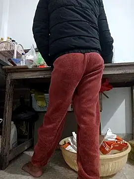 Haralushiaaa webcam show