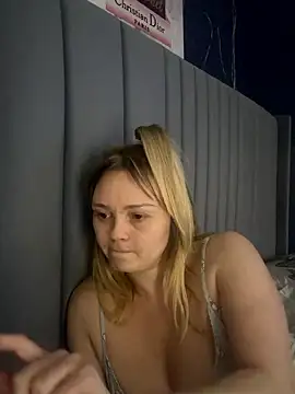 Sky25x's Live XXX Chat