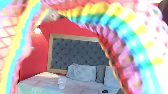 YayaHilton's Live XXX Chat