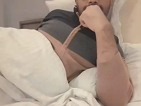 hotindianstud Live XXX-Chat