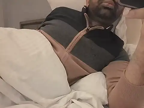 hotindianstud Live XXX-Chat