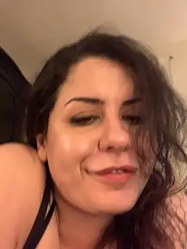 holyeroticss élő XXX-chatje