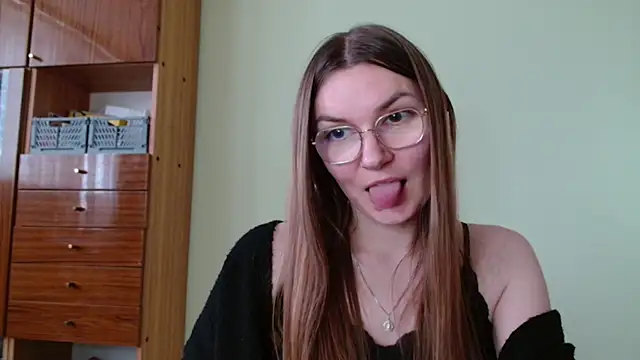 LooveELLYxn Live XXX chat