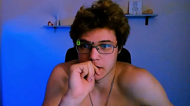 Czat XXX na żywo – lucas_long_