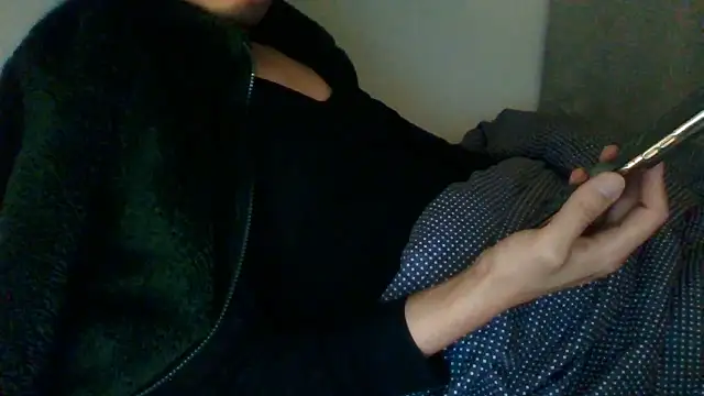 Chatroom XXX en direct de _kinggun_