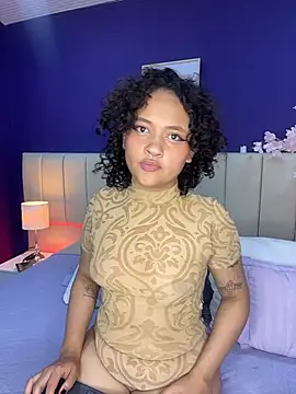 _sarahRose 라이브 XXX 채팅