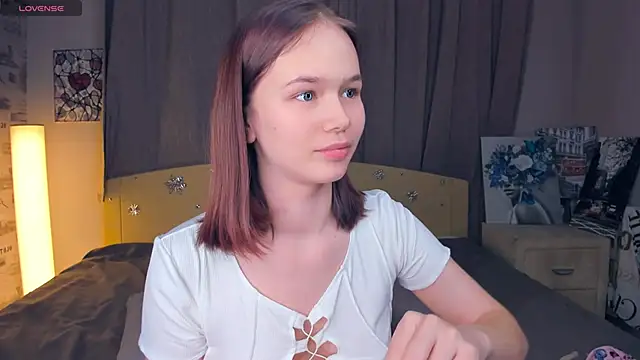 OwlLynn's Live XXX Chat