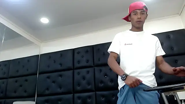 TonnyMarckn Live XXX chat