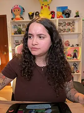 Sweet_sully__ Chat XXX live