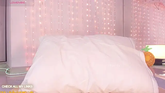 ohyesly_ live XXX chat