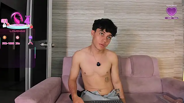 Dani_rivass élő XXX-chatje