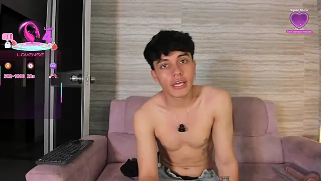 XXX chat uživo modela Dani_rivass