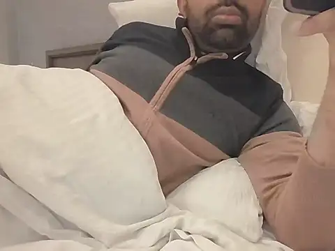 Chat XXX Live hotindianstud