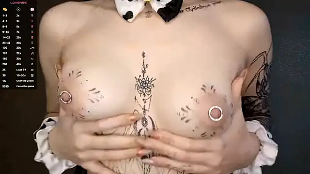 NoMoreCIothes – Live XXX-chat