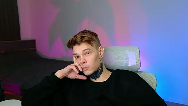 DENIS_HERE Live XXX-Chat