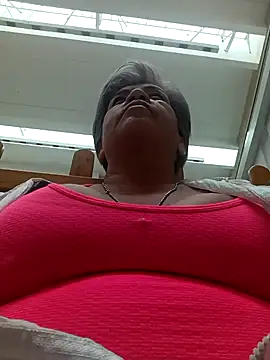 DirtyBIiancaのライブXXXチャット