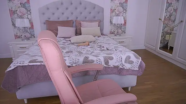 LylaYeess élő XXX-chatje