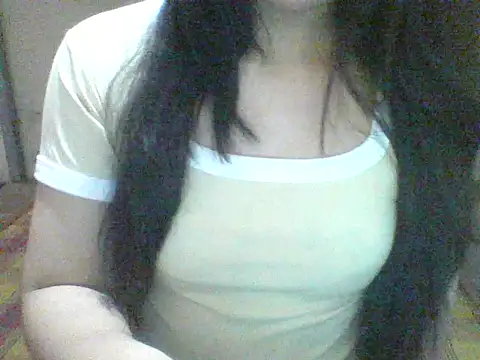 spankmybootyxxx Adlı Modelin Canlı XXX Sohbeti