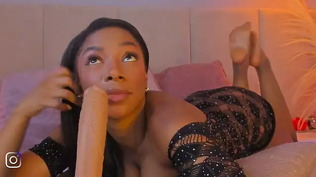 Chat XXX ao vivo de aprilebony_