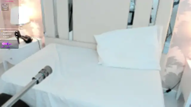 Miliaangeles Chat XXX in diretta