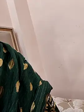 Indian-Aleena Live XXX-Chat