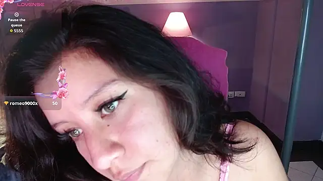 Chloe014_ Live XXX-Chat