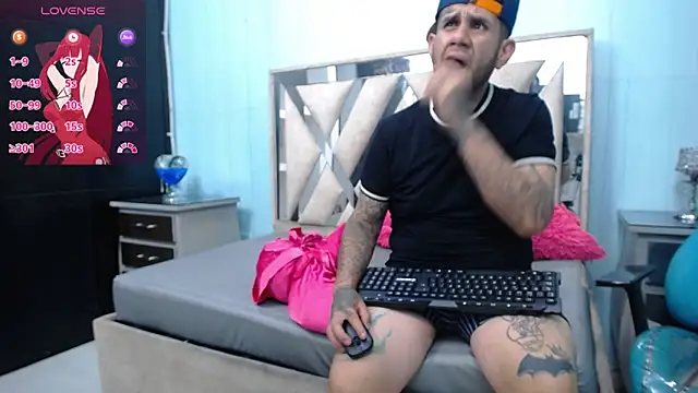 allison_max_tattooのライブXXXチャット