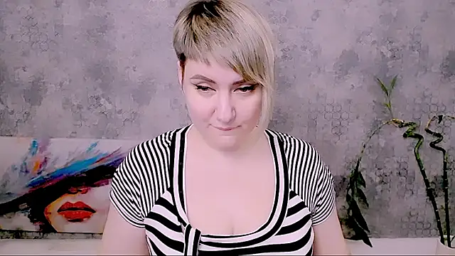 Czat XXX na żywo – Djullia