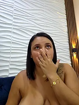 LizzRouse Chat XXX live