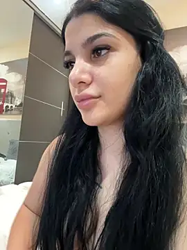 Samira30のライブXXXチャット