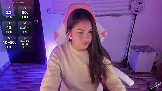 lucykinky22のライブXXXチャット