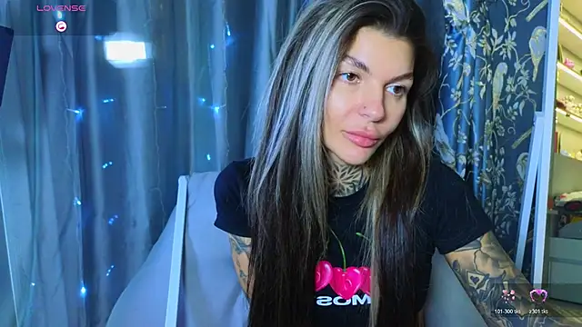Chatroom XXX en direct de tattooedBabyy