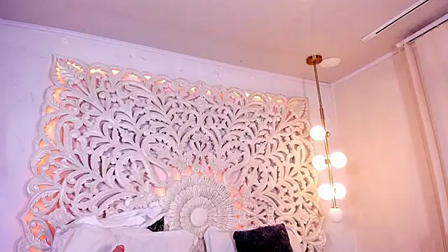 Chat XXX Live nahomi_sweett